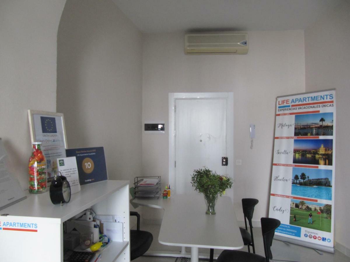 Life Apartments Guadalete Jerez de la Frontera Exterior foto